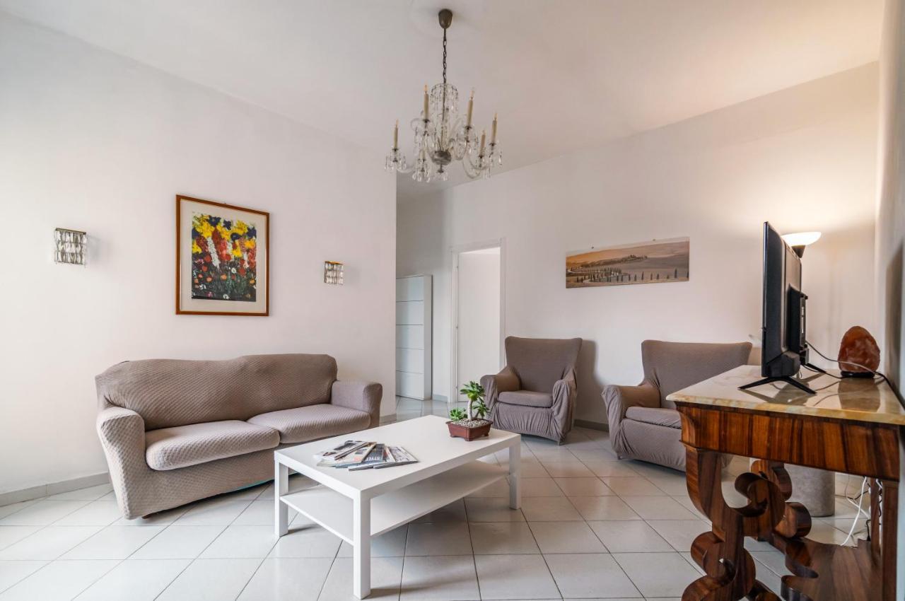 Comfy Flat Steps Away From Siena Station!公寓 外观 照片